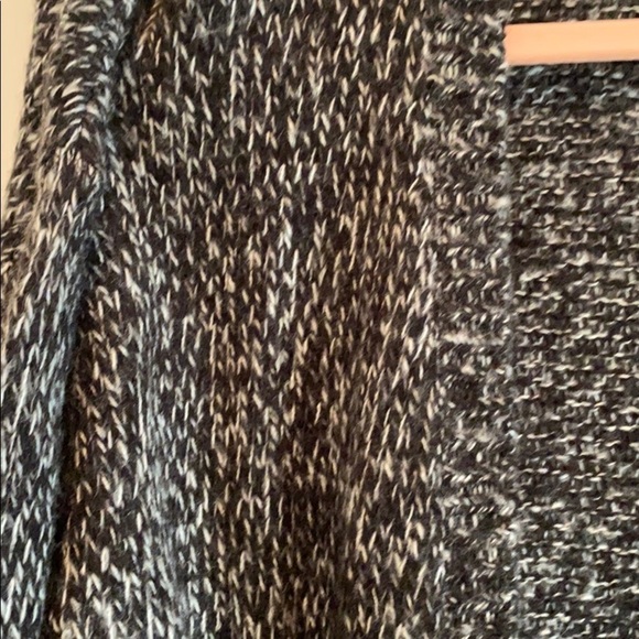 H&M - Black &White Long Cardigan Size XS - Picture 4 of 7
